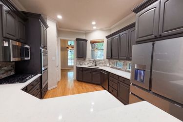 Photo 2 of 29 of 1309 Winding Brook Dr, Garland, TX
