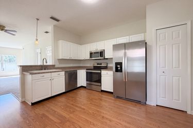 Photo 2 of 15 of 1211 Southern Stream Ct, Saint Johns, FL