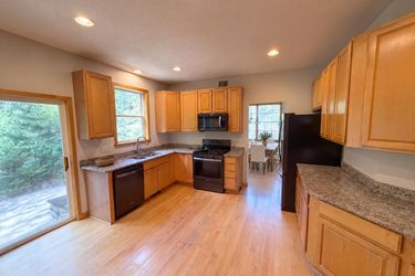 Photo 2 of 36 of 1012 Delano Ct, Stillwater, MN