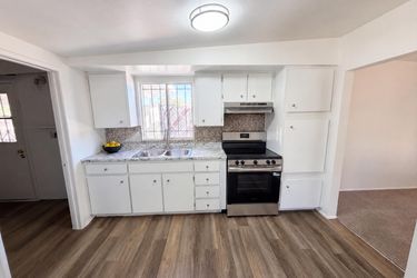 Photo 2 of 19 of 7266 E 29th St, Tucson, AZ