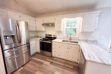 Photo 2 of 17 of 7816 Foxwood Dr, Raleigh, NC