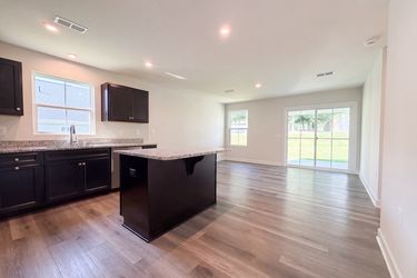 Photo 2 of 18 of 8680 Kenridge Ln, Fuquay Varina, NC