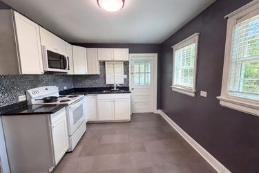 Photo 2 of 16 of 127 Nelson St, Durham, NC