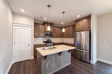 Photo 2 of 26 of 2958 SW Redmond Hill Rd, McMinnville, OR