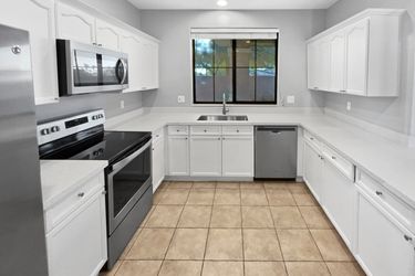 Photo 2 of 33 of 13613 W Cypress St, Goodyear, AZ