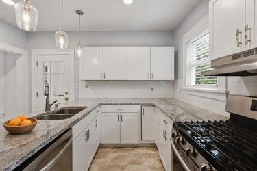 Photo 2 of 37 of 2666 Arbor Ave SE, Atlanta, GA