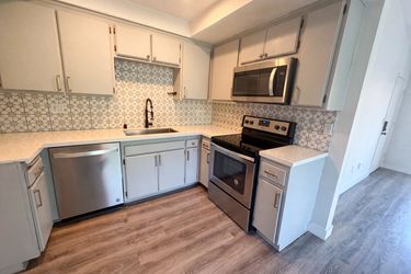 Photo 2 of 17 of 7300 Corbin Ave, Reseda, CA