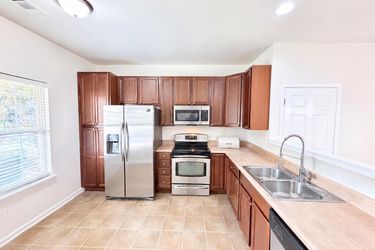 Photo 2 of 22 of 152 Clydesdale Ct, Matthews, NC