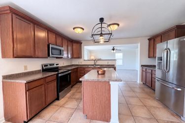 Photo 2 of 18 of 185 Boiling Brook Dr, Statesville, NC