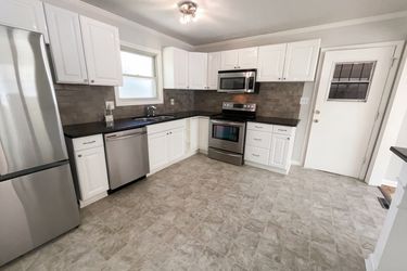 Photo 2 of 19 of 2855 Jerome Rd, Atlanta, GA