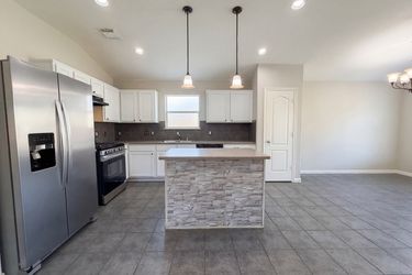 Photo 2 of 19 of 19822 Rippling Brook Ln, Tomball, TX