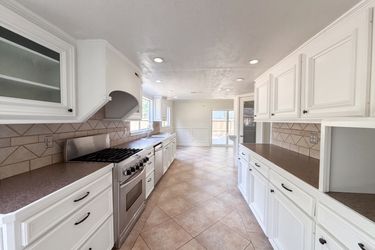Photo 2 of 18 of 3147 Glade Springs Dr, Kingwood, TX