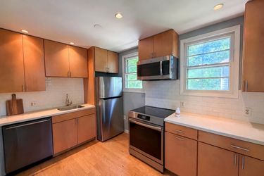 Photo 2 of 29 of 4027 Lawrence Ave, Kensington, MD
