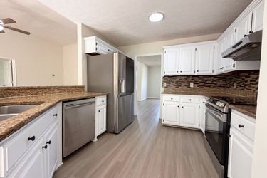 Photo 2 of 15 of 3441 Bridgeton Cv, Antioch, TN