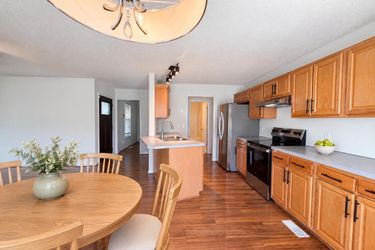 Photo 2 of 19 of 4635 Leprechaun Ln, Winston Salem, NC