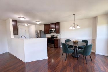 Photo 2 of 20 of 5128 Suson Ridge Dr, Saint Louis, MO