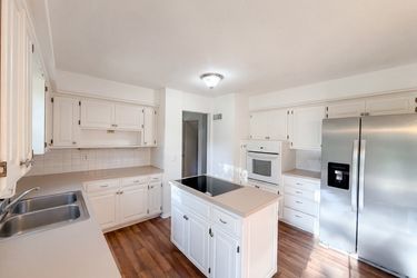 Photo 2 of 19 of 5243 N Lydia Ave, Kansas City, MO