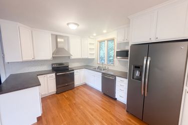 Photo 2 of 14 of 6908 Laurdane Rd, Raleigh, NC