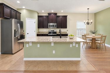 Photo 2 of 25 of 96533 Commodore Point Dr, Yulee, FL