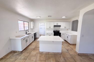 Photo 2 of 20 of 5596 W Cortaro Crossing Dr, Tucson, AZ