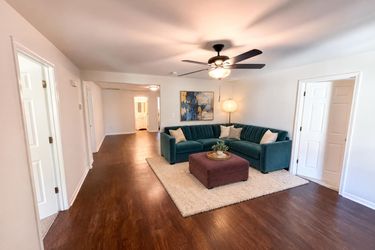 Photo 2 of 26 of 232 N River St, Mount Holly, NC