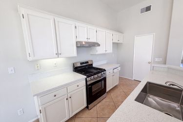 Photo 2 of 28 of 13477 Fairfield Dr, Corona, CA