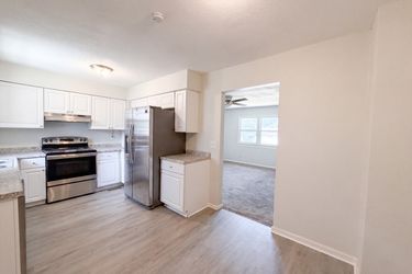 Photo 2 of 22 of 613 W Hulett St, Edgerton, KS