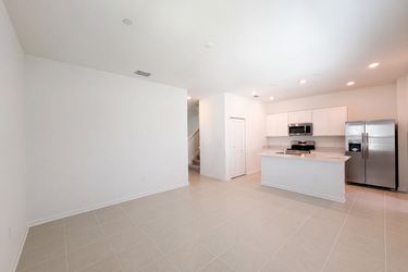 Photo 2 of 24 of 2172 Rider Rain Ln, Apopka, FL