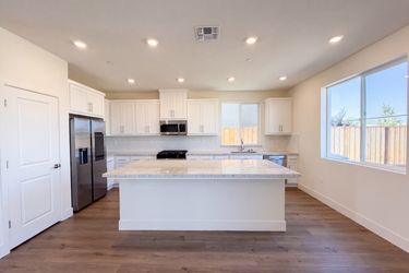Photo 2 of 22 of 3627 Junefield St, Tracy, CA