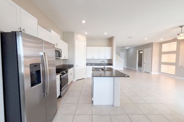 Photo 2 of 25 of 9430 Channing Hill Dr, Sun City Center, FL