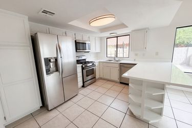 Photo 2 of 41 of 3607 Duffy Cir, North Las Vegas, NV
