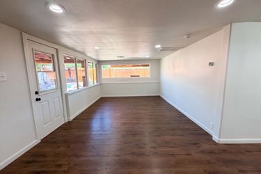Photo 2 of 51 of 3016 N 47th St, Phoenix, AZ