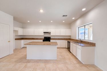 Photo 2 of 25 of 35881 W Catalan St, Maricopa, AZ