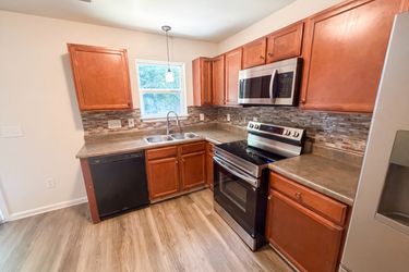 Photo 2 of 21 of 1131 Langston Dr, Greensboro, NC