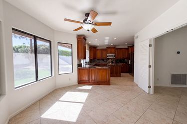 Photo 2 of 38 of 13816 N 50th St, Scottsdale, AZ