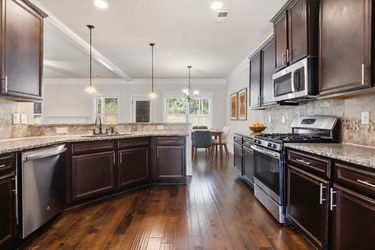Photo 2 of 44 of 157 Ashbury Cir, Dallas, GA