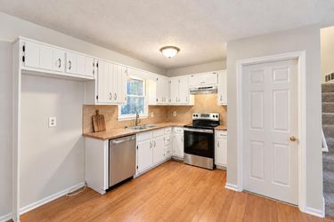 Photo 2 of 19 of 91 Cross Creek Ct, Villa Rica, GA