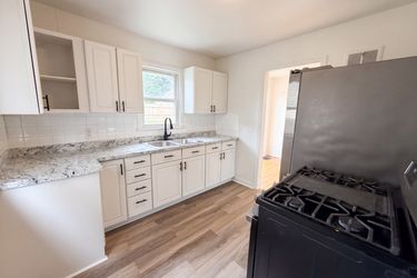 Photo 2 of 21 of 7221 Minnetonka Blvd, St. Louis Park, MN