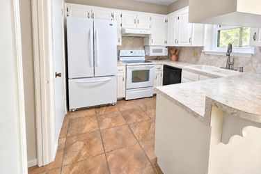 Photo 2 of 26 of 2328 Whitney Dr, Copperas Cove, TX
