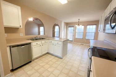 Photo 2 of 24 of 3062 Crest Ridge Cir SW, Marietta, GA