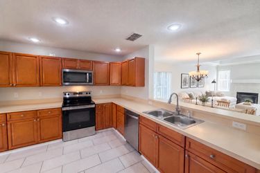 Photo 2 of 36 of 2772 River Ridge Dr, Orlando, FL