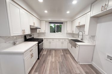 Photo 2 of 33 of 12927 Lariat Ln, Norwalk, CA