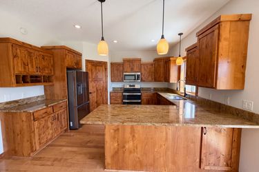 Photo 2 of 34 of 3072 Nottingham Rd S, St. Cloud, MN