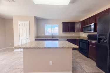 Photo 2 of 20 of 3203 W Santa Cruz Ave, San Tan Valley, AZ