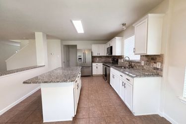 Photo 2 of 22 of 10212 Coolidge Dr, McKinney, TX