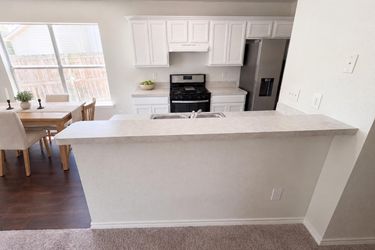 Photo 2 of 17 of 1555 Parkfield Cir, Round Rock, TX