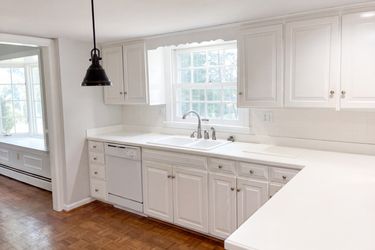 Photo 2 of 29 of 507 Willoughby Ln, Staunton, VA