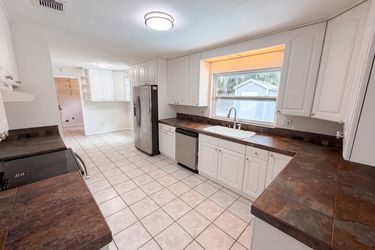 Photo 2 of 29 of 963 Sequoia Dr, Winter Springs, FL