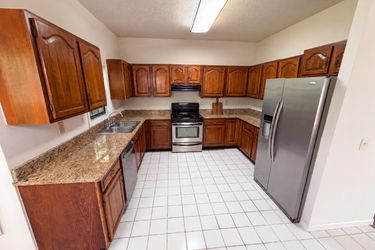 Photo 2 of 28 of 506 Mansard Walk, Alpharetta, GA