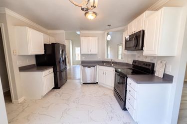 Photo 2 of 23 of 122 Crookham Ct, Wake Forest, NC